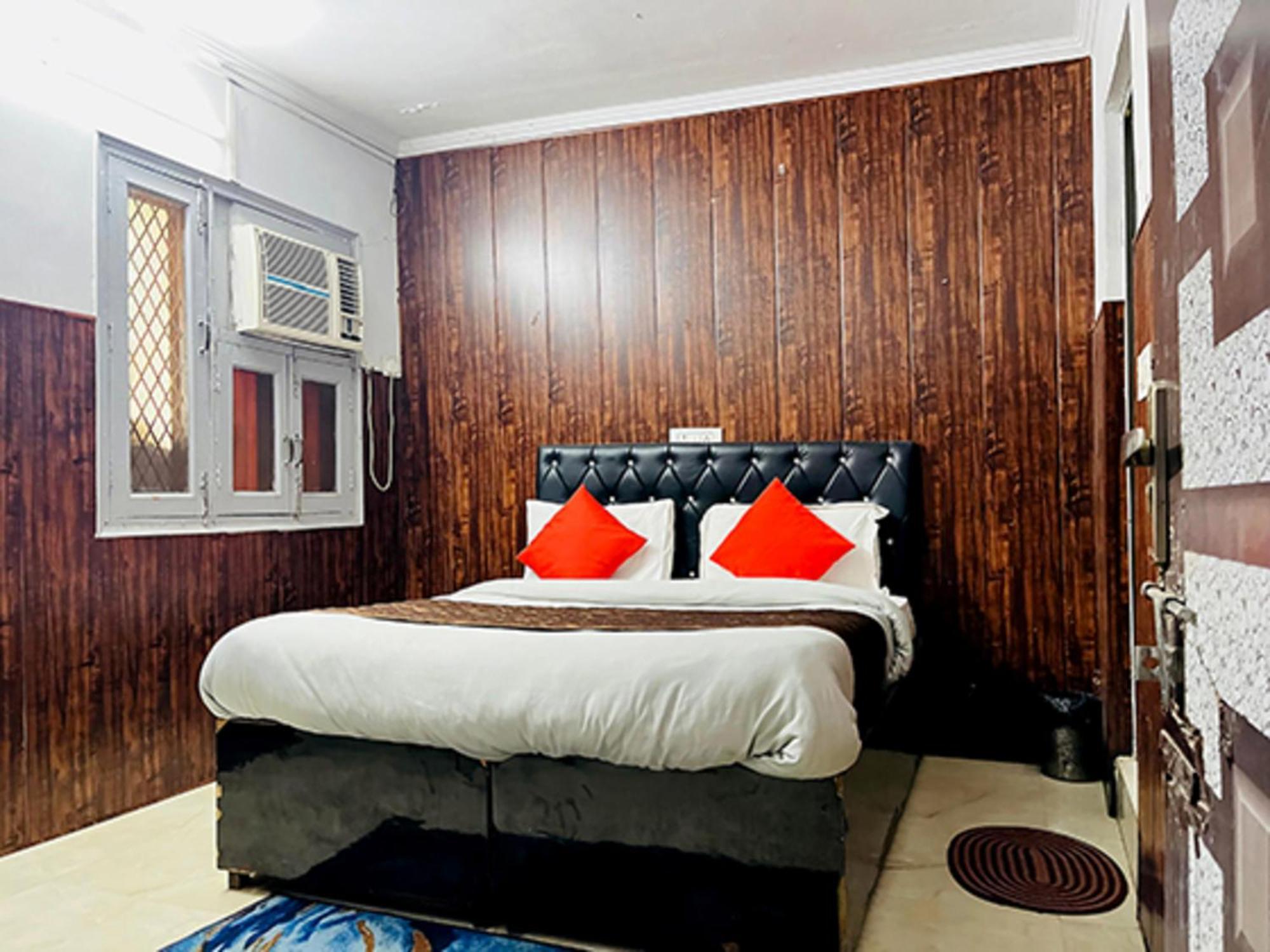 Moti Bagh - Satya Niketan Couette-café New Delhi